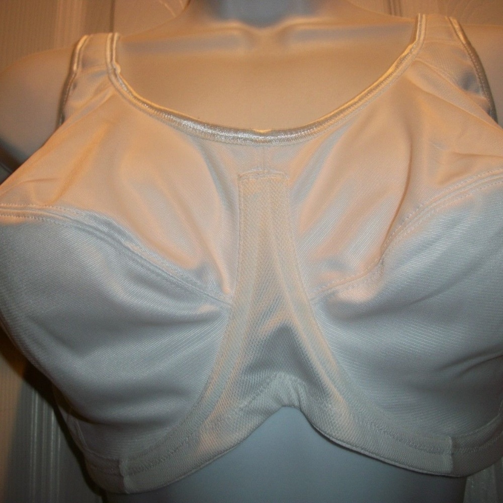FREYA ACTIVE Underwire Sports Bra Size 30HH